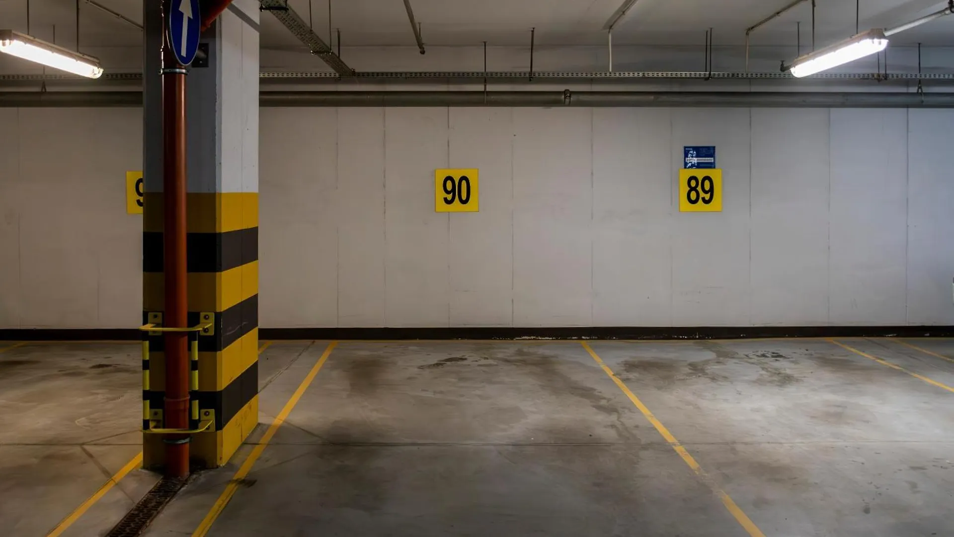Krakow Glowny Apartment - Parking, Workspace - By Rentujemy