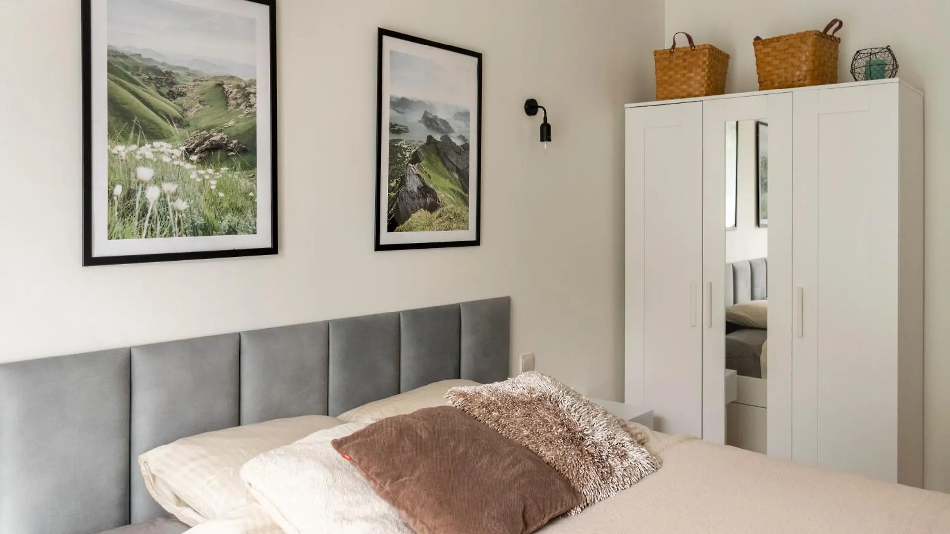 Krakow Glowny Apartment - Parking, Workspace - By Rentujemy