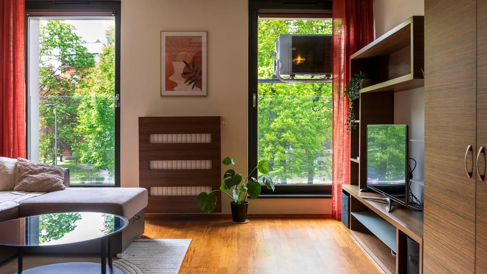 Krakow Glowny Apartment - Parking, Workspace - By Rentujemy